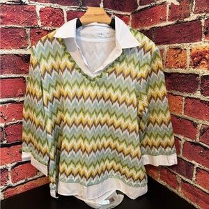 Preowned Women’s Chevron Patterned Top Collared Size XL Bust 23” Item #PHK1974